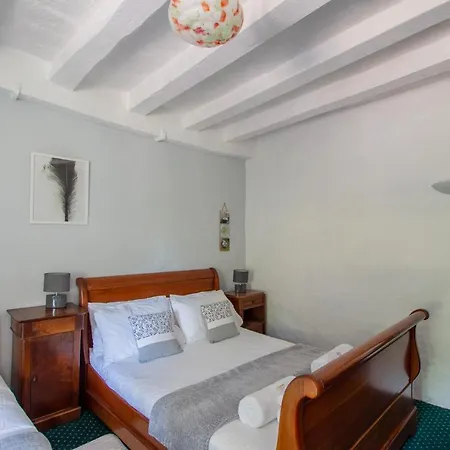 Roche-loire 度假居