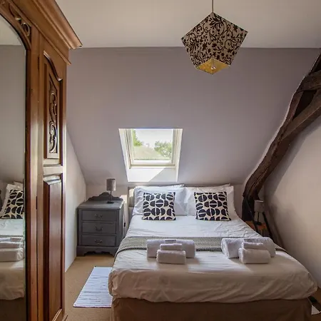 Roche-loire Casa de Férias