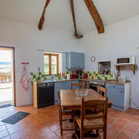 Roche-loire Casa de Férias *