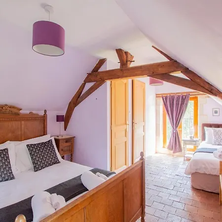 Roche-loire 度假居 *