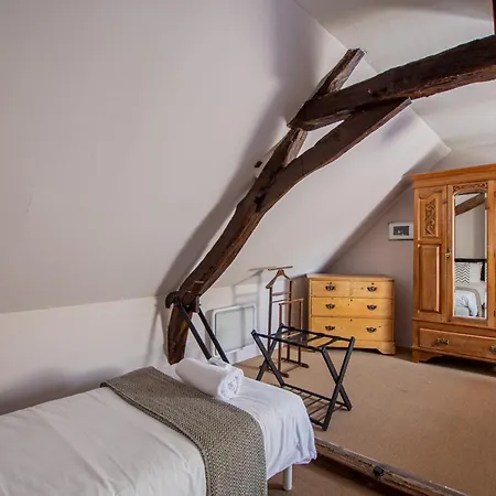 Roche-loire Casa de Férias